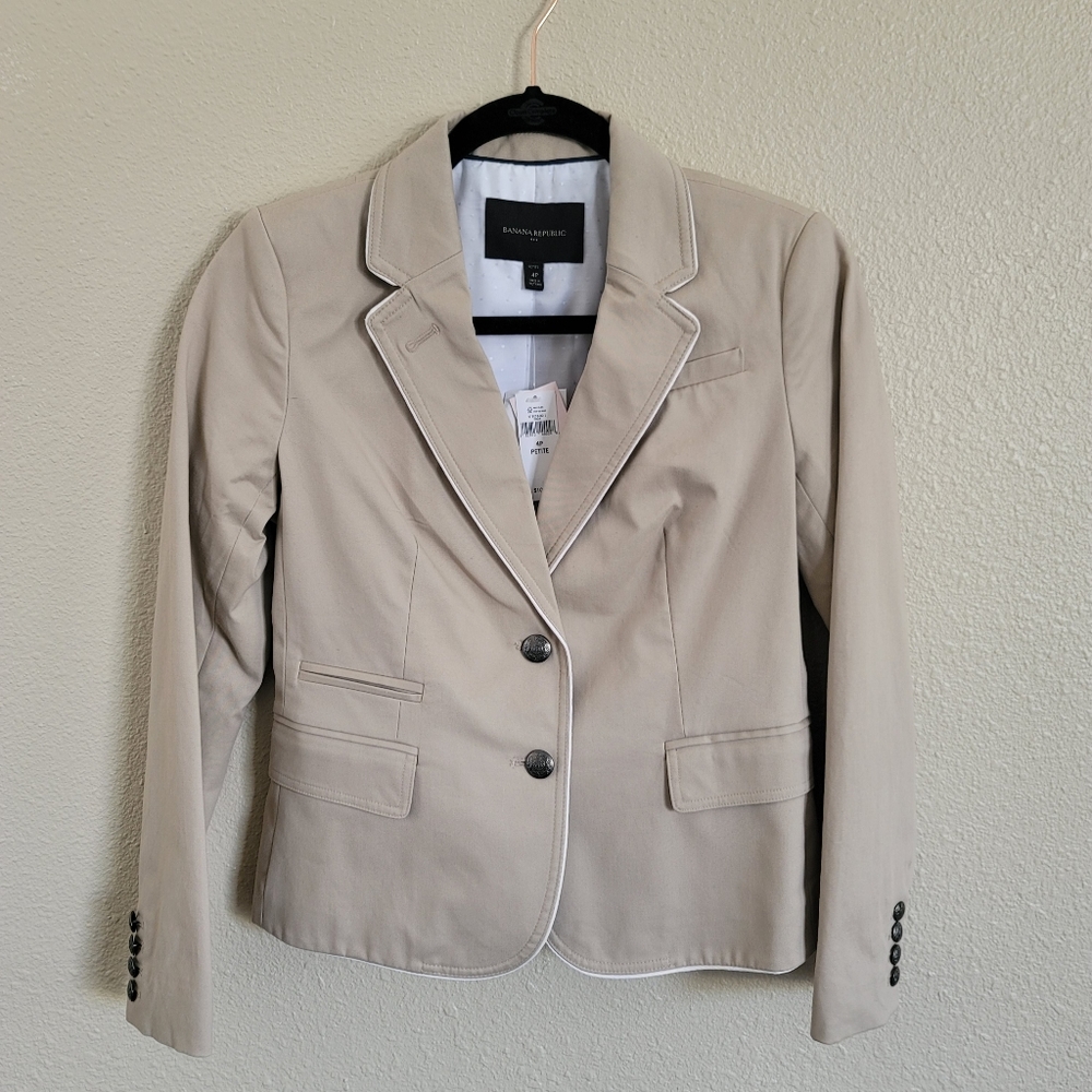 NWT Banana Republic Factory Women's Blazer/ Suit Jacket Size 4P